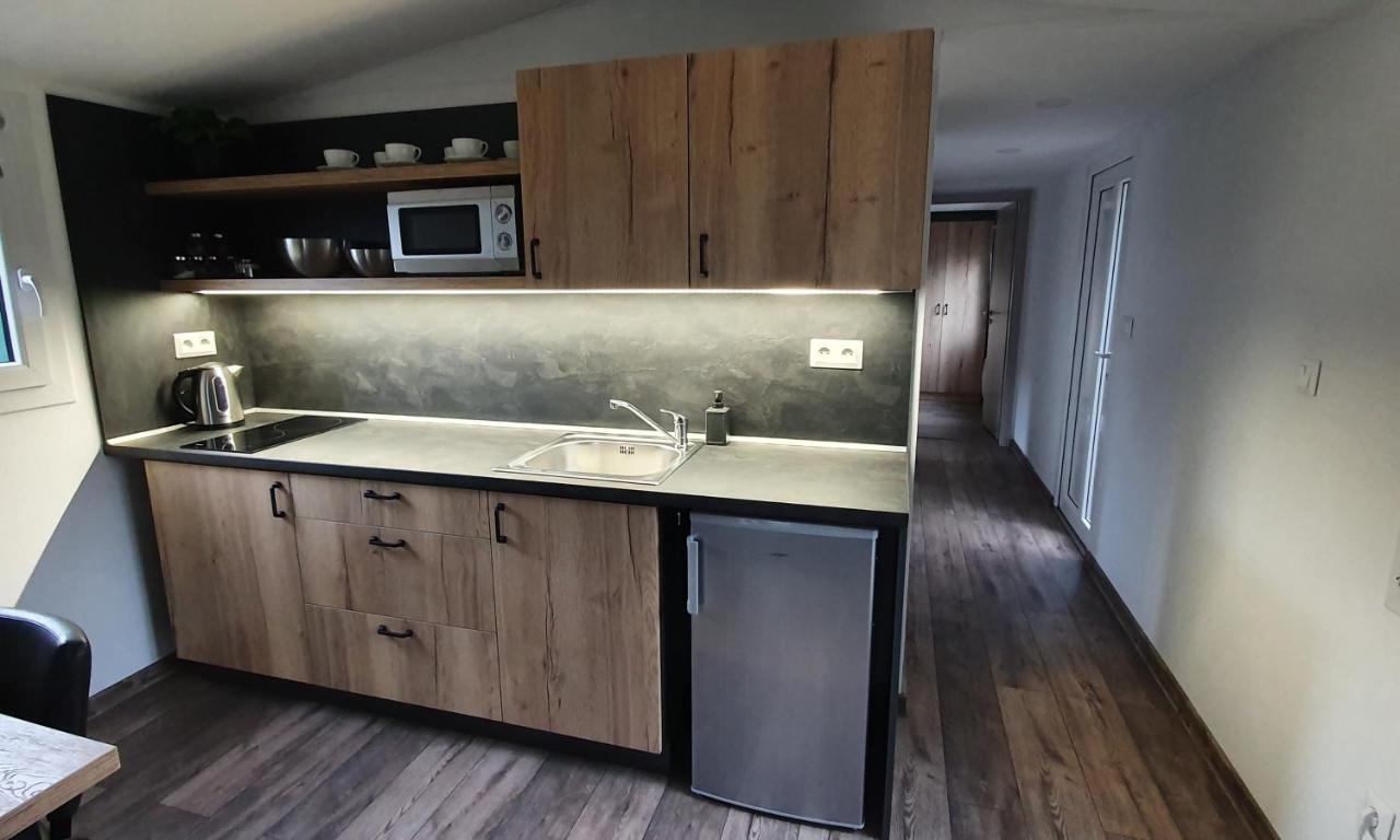Liptov Mobile House Villa Liptovský Mikuláš Exteriör bild