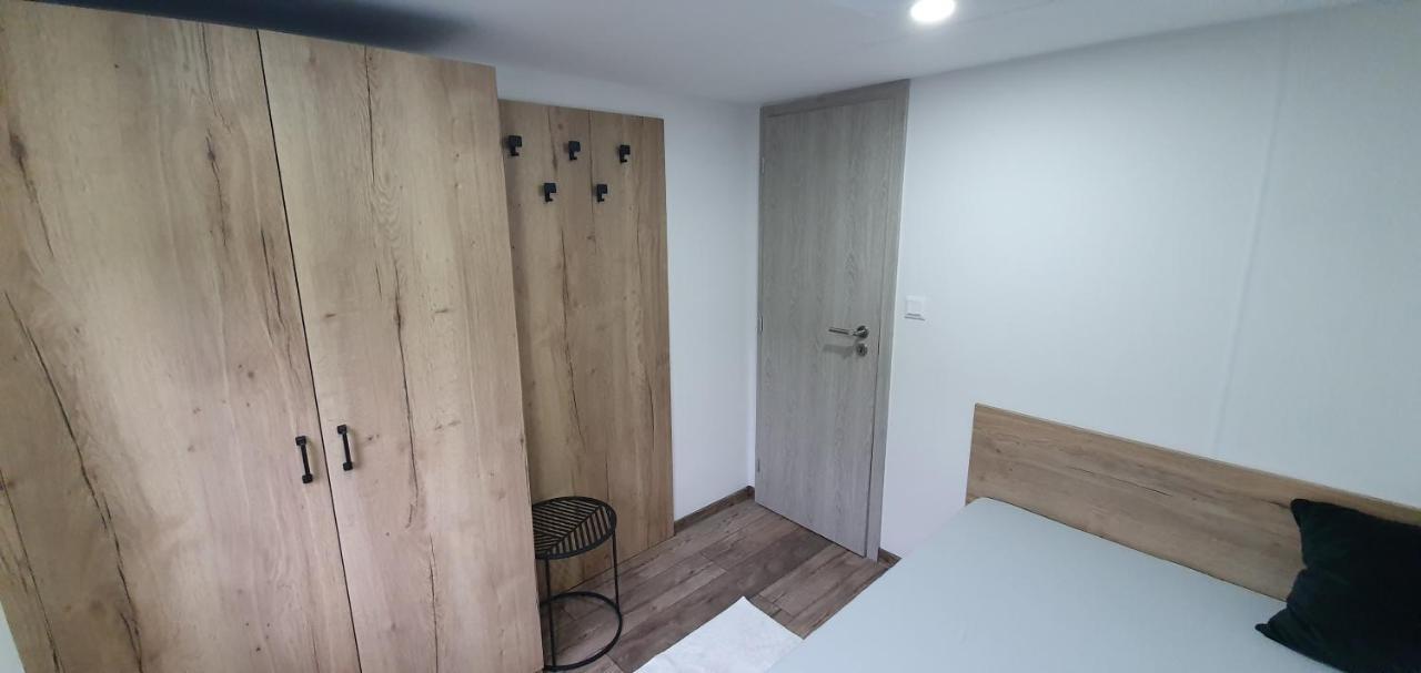 Liptov Mobile House Villa Liptovský Mikuláš Exteriör bild